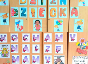 Zdjęcie przedstawiające napisy z okazji Dnia Rodziny